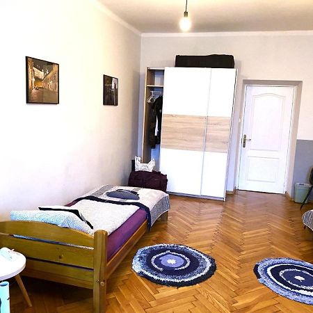 Lares And Penates Apartment Krasków Exterior foto